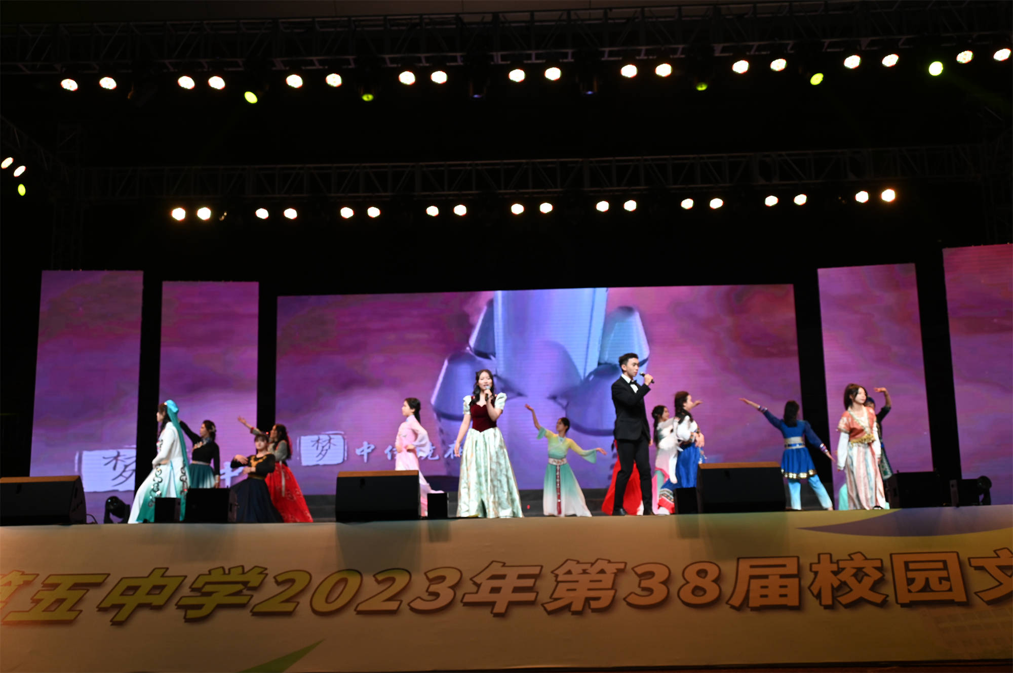 15、相親相愛.jpg